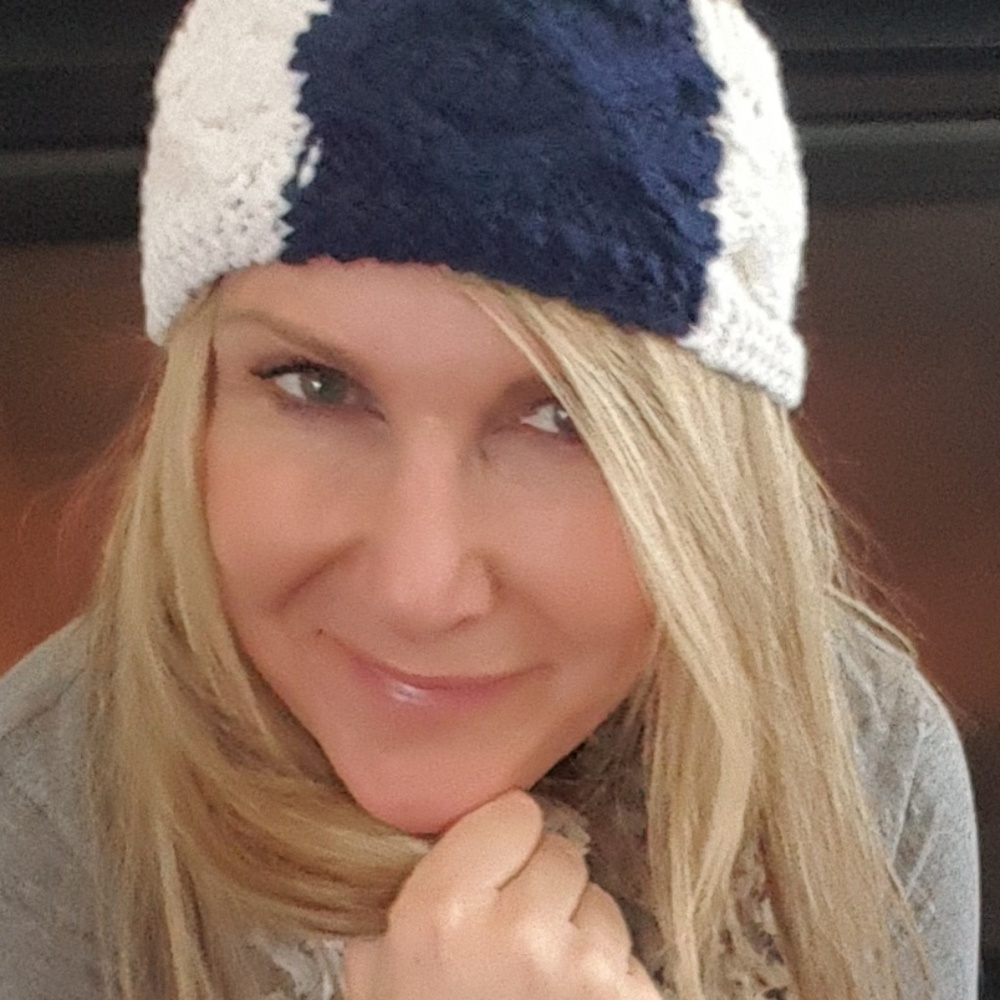 Meet your Posher, Pandora